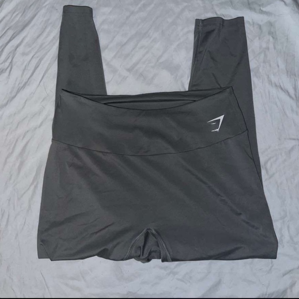 Gymshark crop leggings